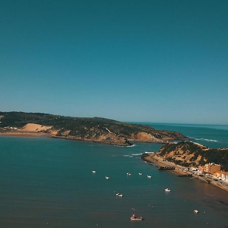 Albergaria Sao Pedro Sao Martinho do Porto Luaran gambar